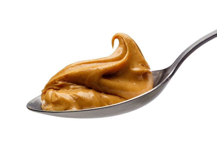 can cats eat peanut butter